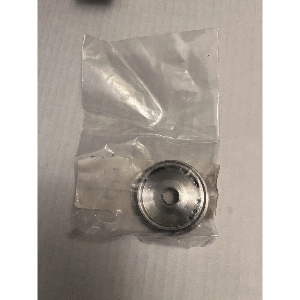 GENUINE MACK STEERING KNUCKLE CAP 25164124 New Old Stock King Pin Cap.